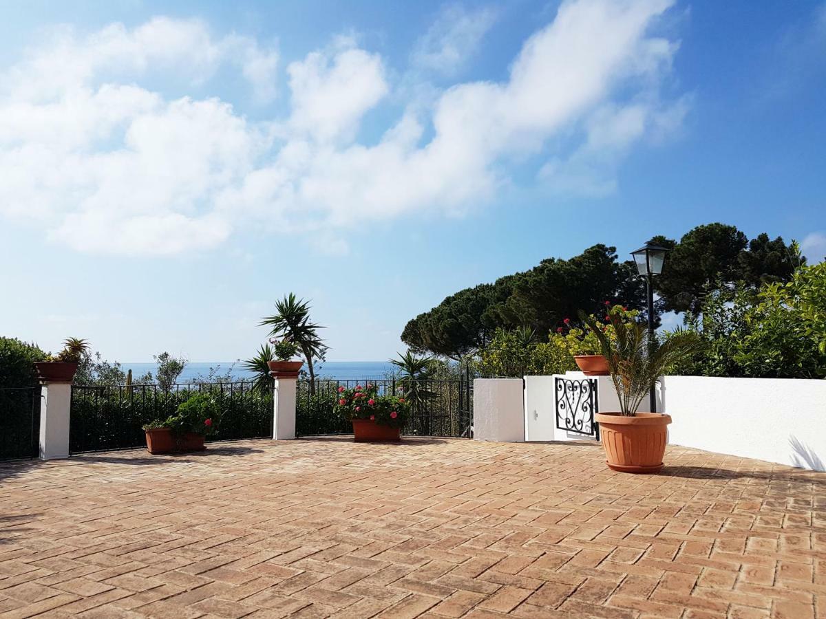 Villa Del Sogno Parghelia Exterior photo